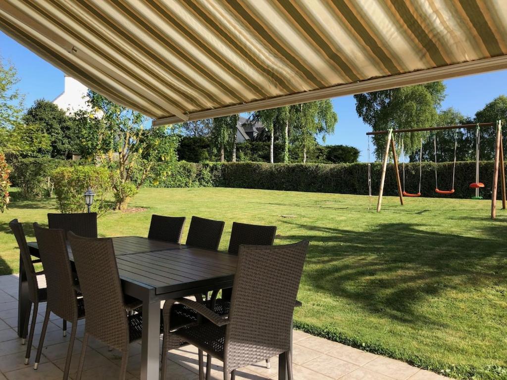 Spacieuse Maison Typique Pour 10 Personnes Vue Mer Plage A 10 Minutes A Pied- Ideale Pour Des Vacances Ou Un Weekend En Famille Ou Entre Amis Étables Extérieur photo